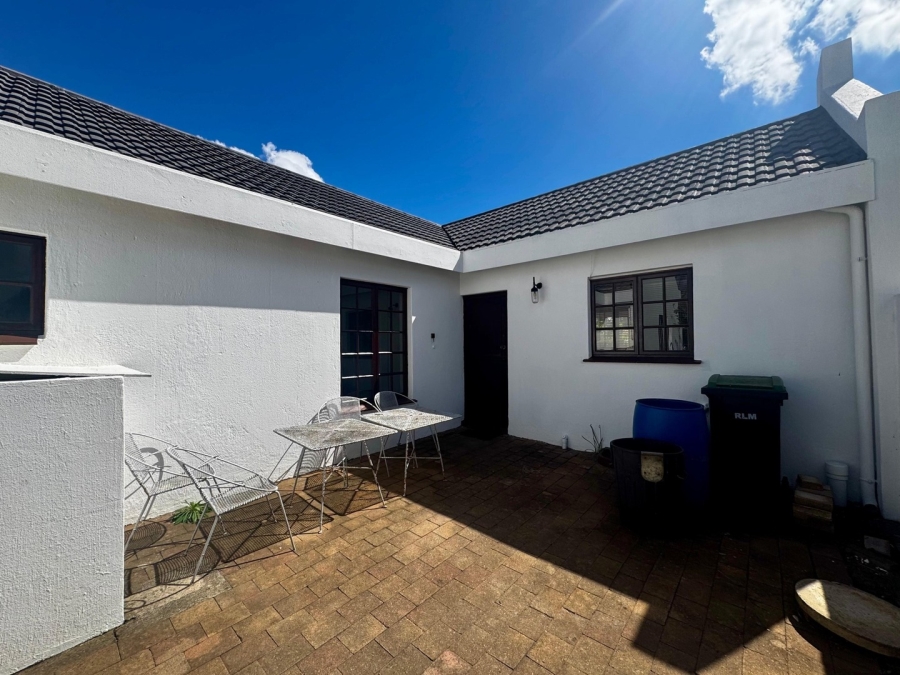 3 Bedroom Property for Sale in Protea Park North West